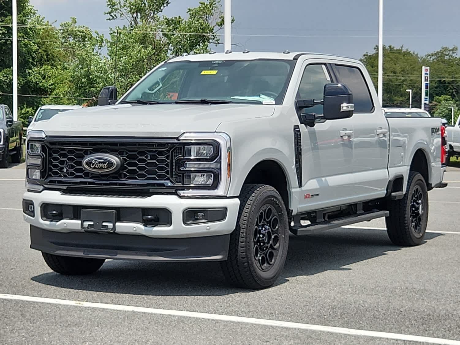 2025 FORD F-250