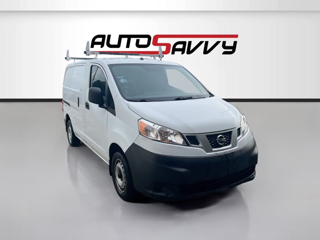 2015 NISSAN NV200
