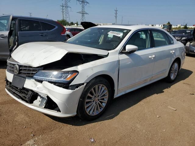 2016 VOLKSWAGEN Passat