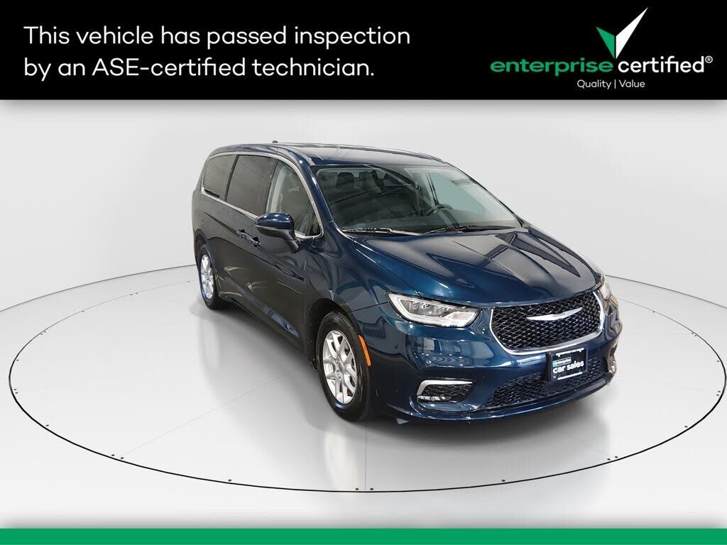 2023 CHRYSLER Pacifica