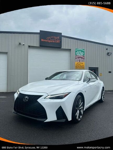 2021 LEXUS IS