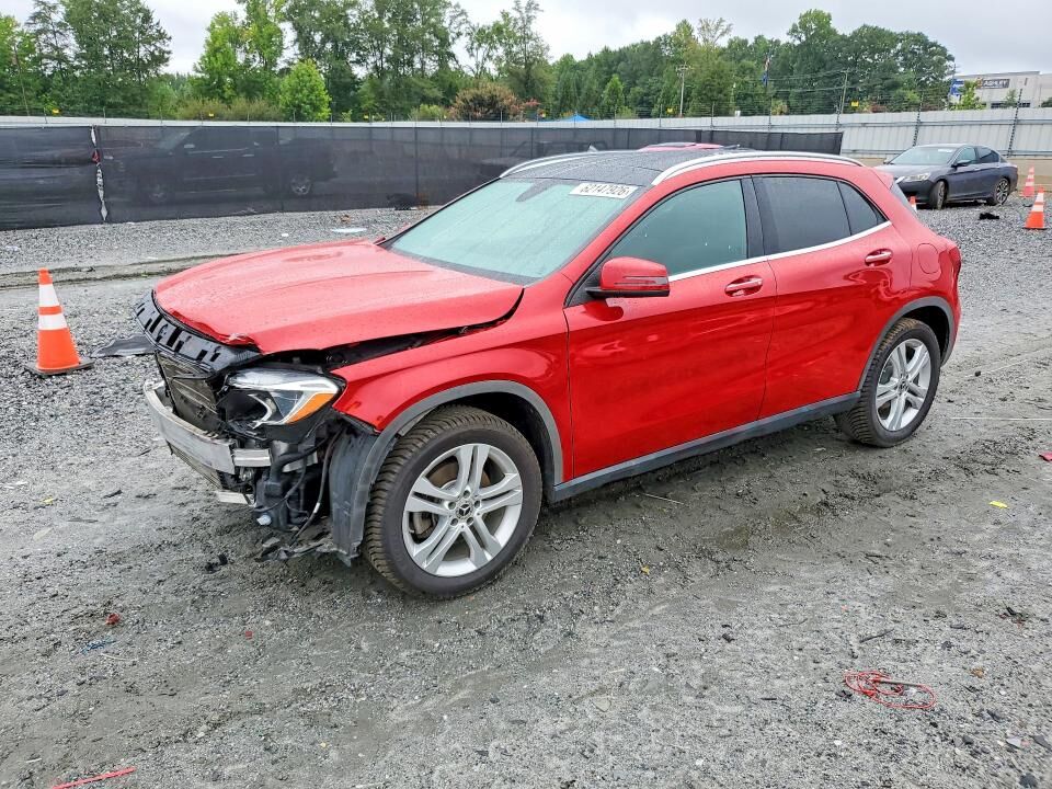 2018 MERCEDES-BENZ GLA-Class