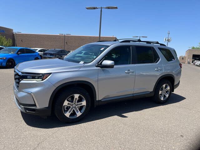 2023 HONDA Pilot