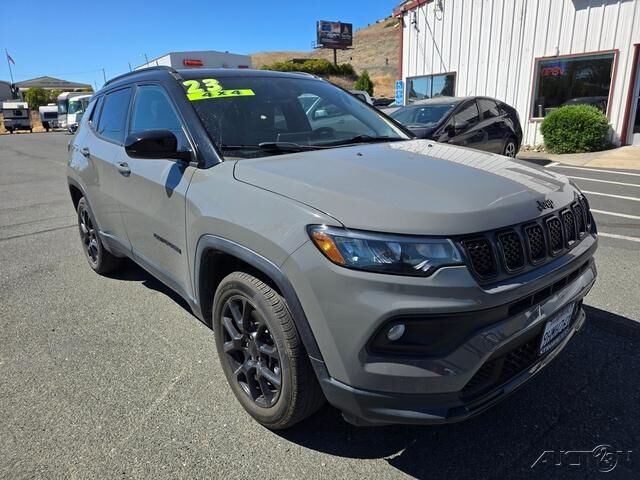 2023 JEEP Compass