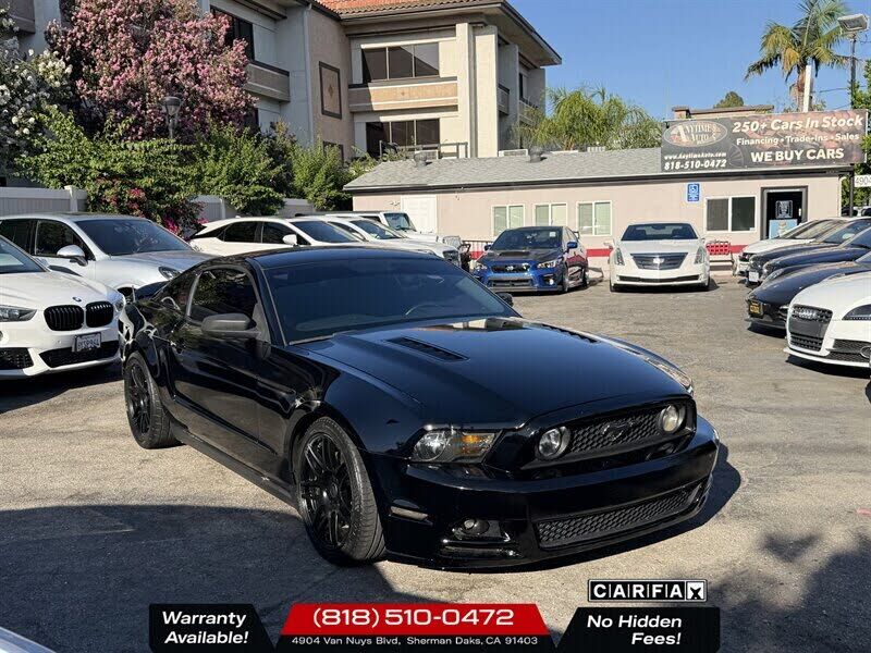 2012 FORD Mustang