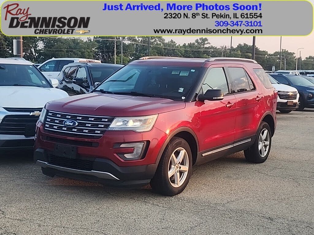2017 FORD Explorer