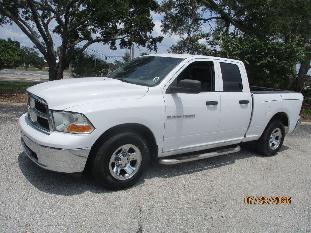 2012 DODGE Ram