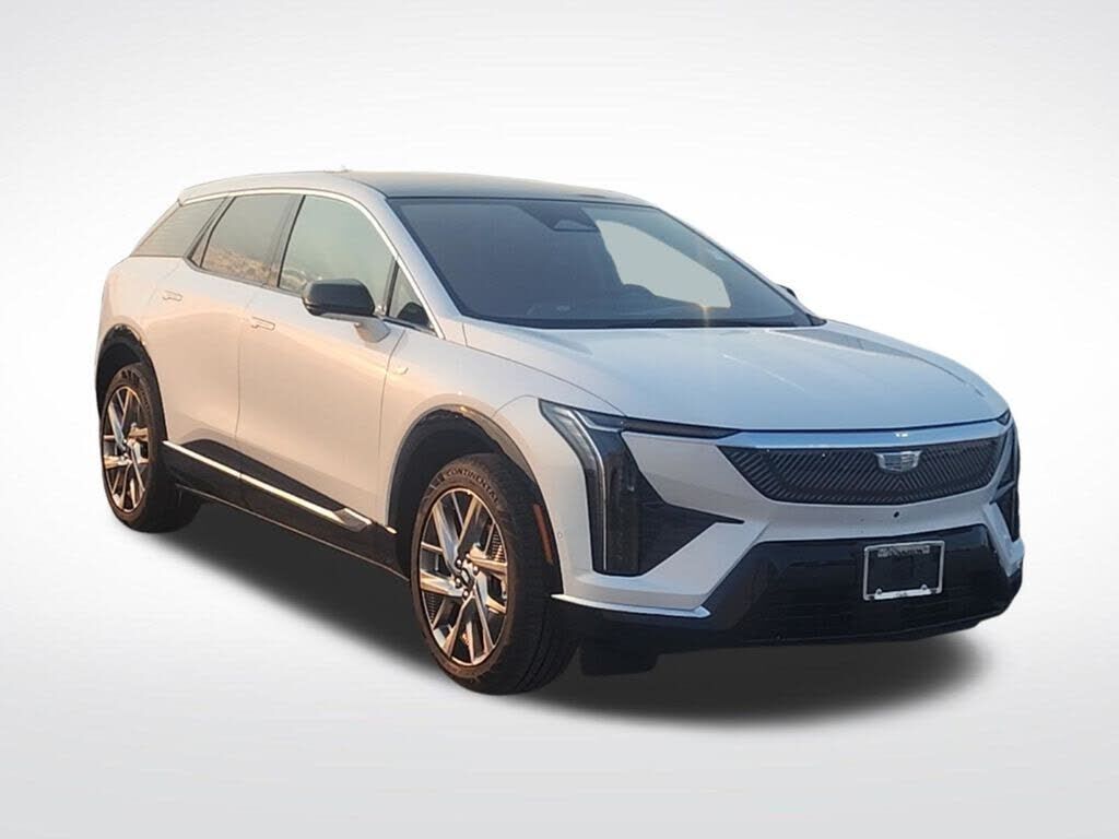 2025 CADILLAC Optiq