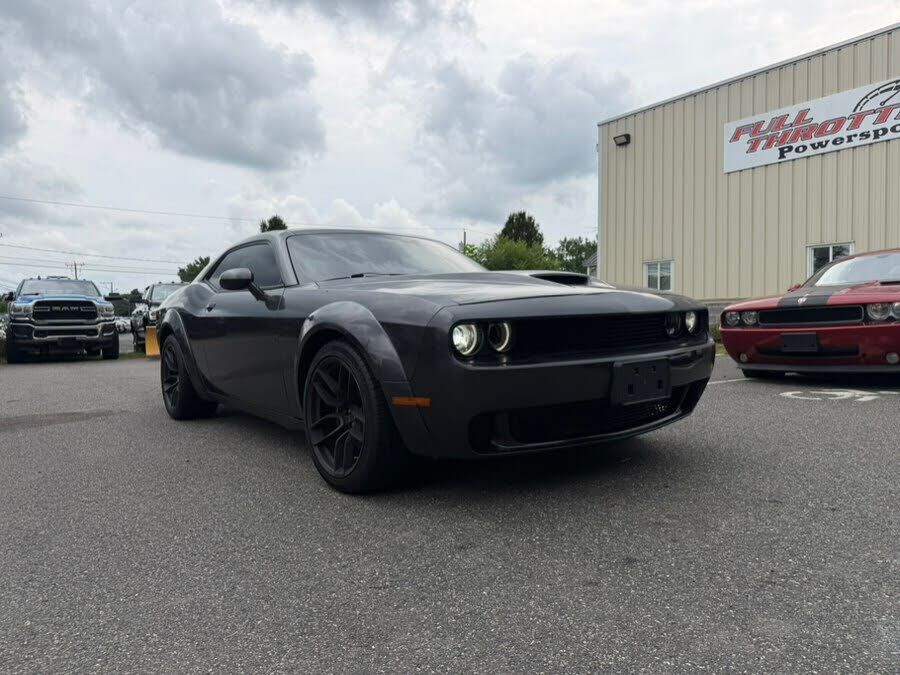 2019 DODGE Challenger