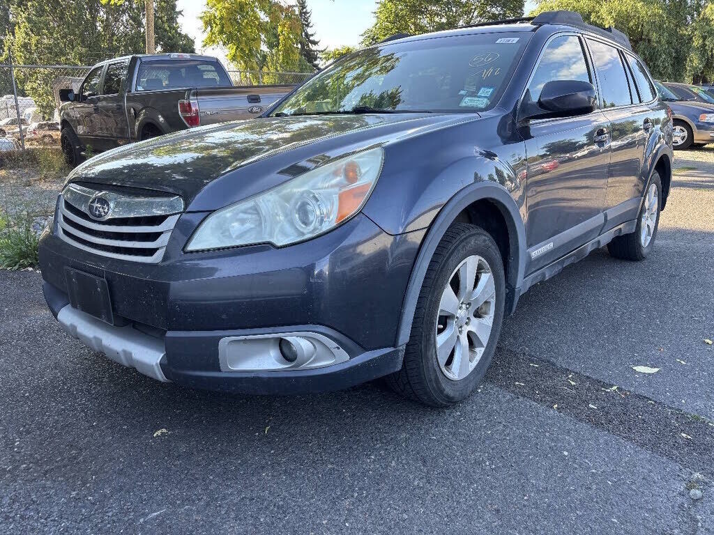 2010 SUBARU Outback