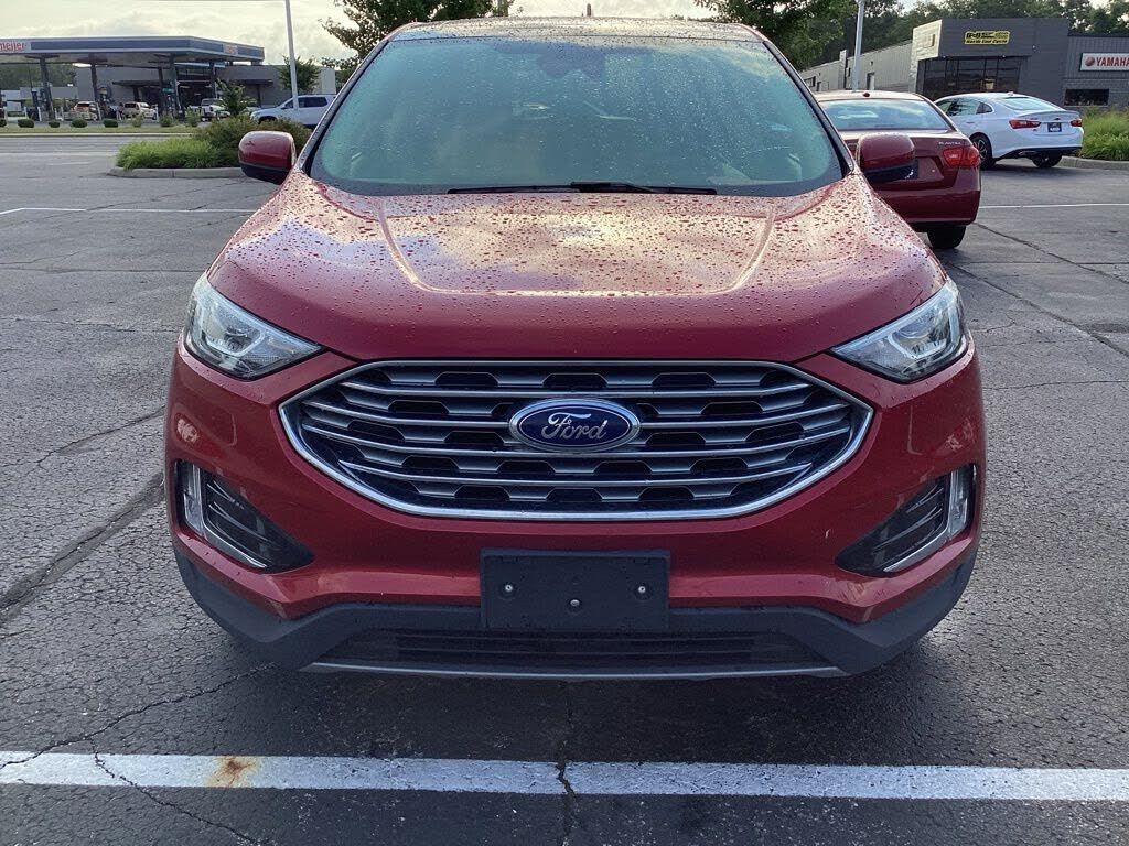2022 FORD Edge