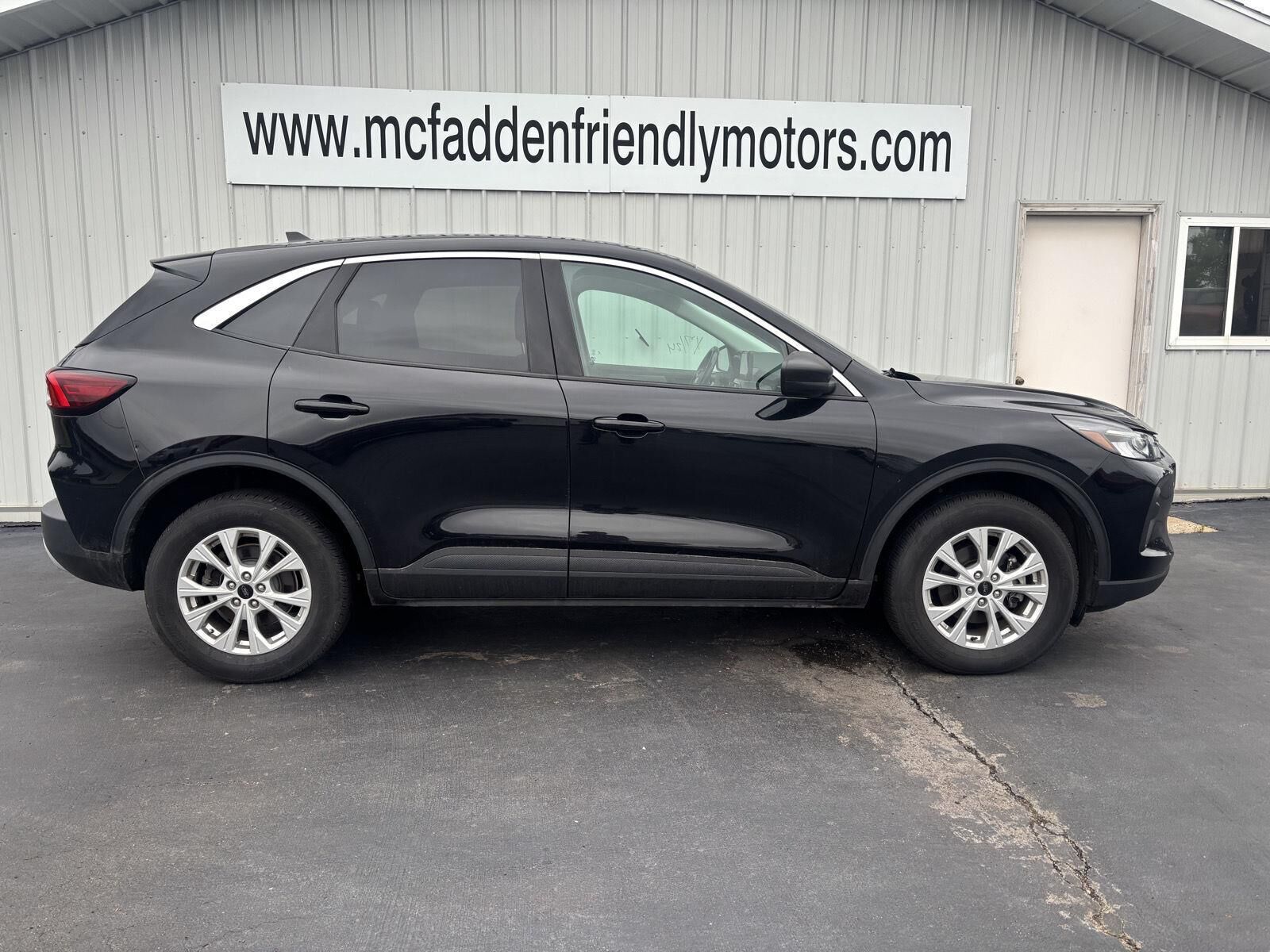 2023 FORD Escape