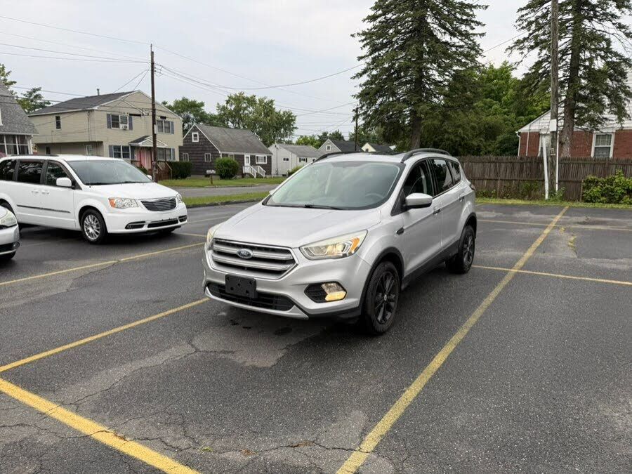 2017 FORD Escape