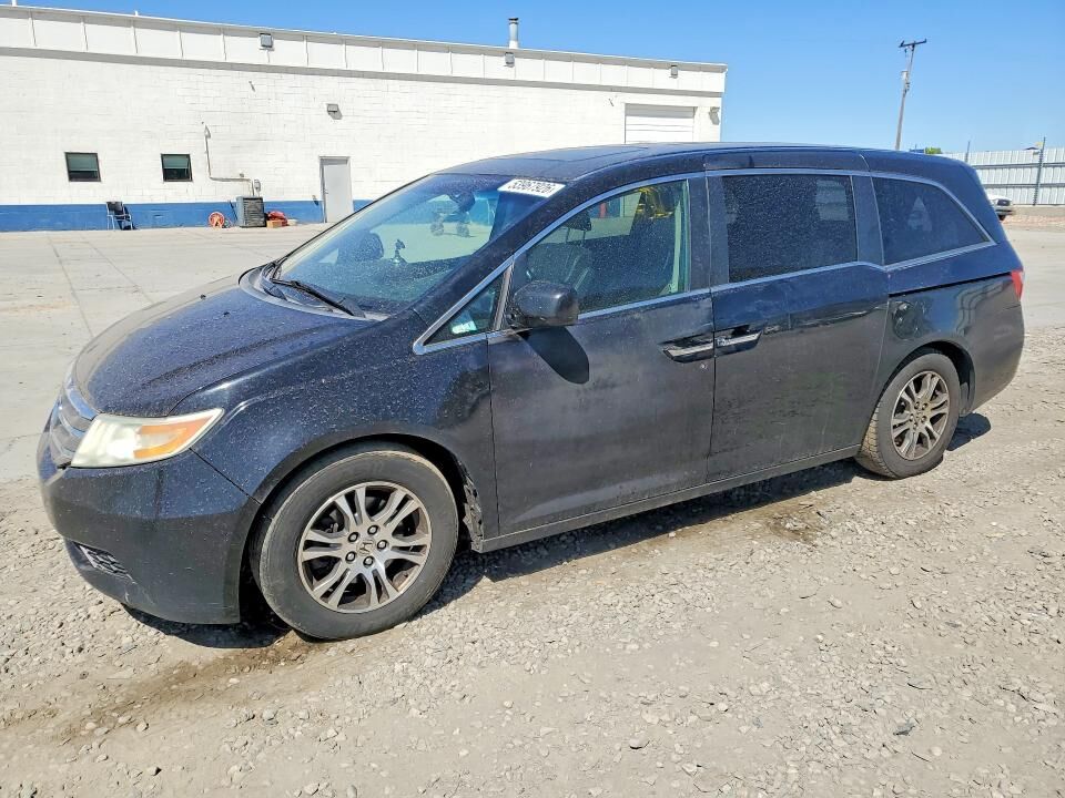 2011 HONDA Odyssey