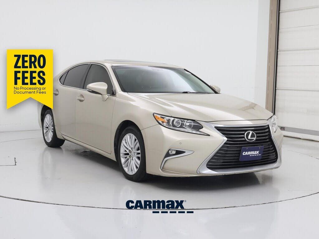 2016 LEXUS ES