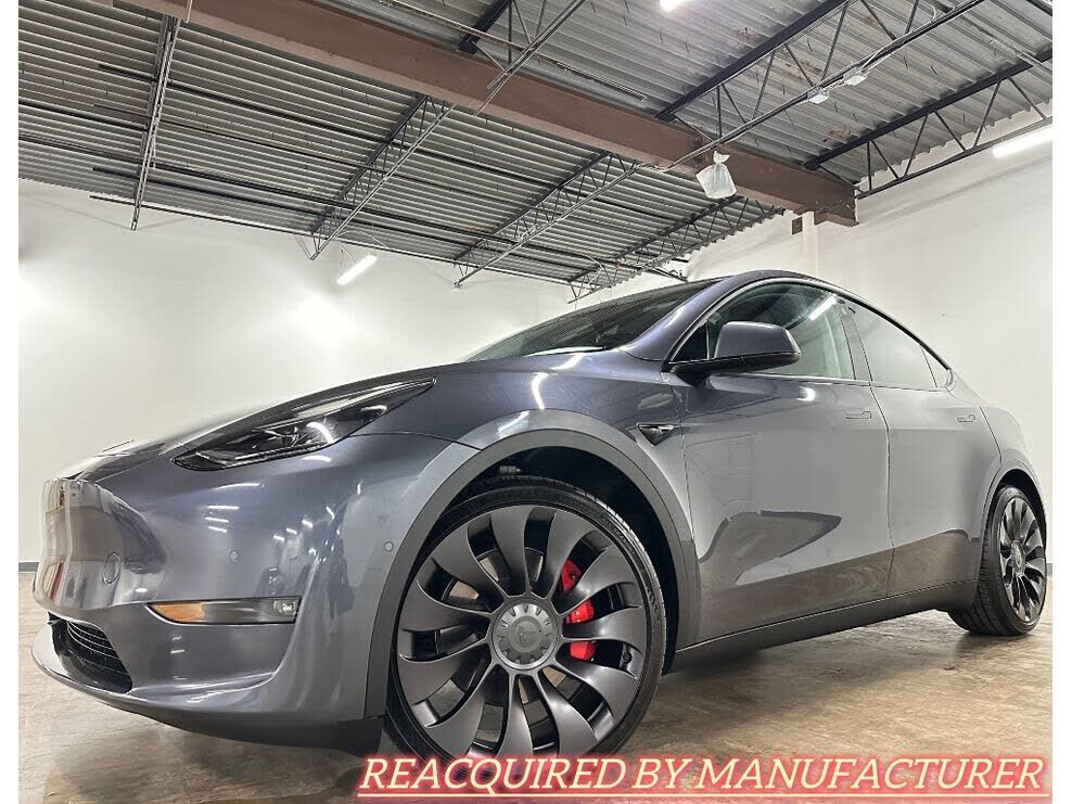 2022 TESLA Model Y