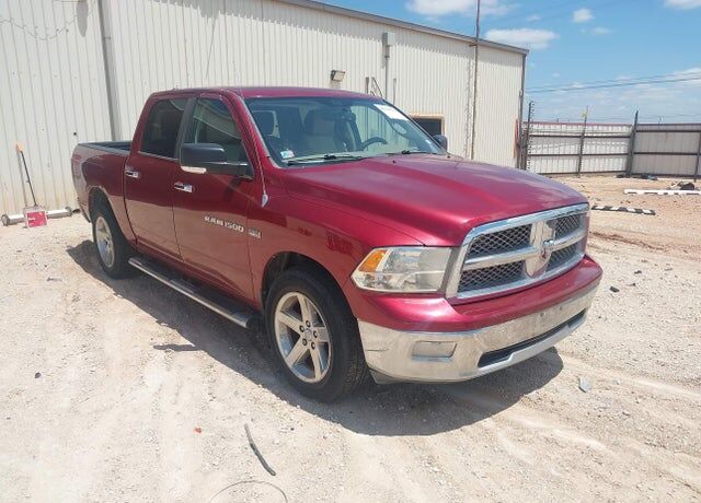 2012 DODGE Ram