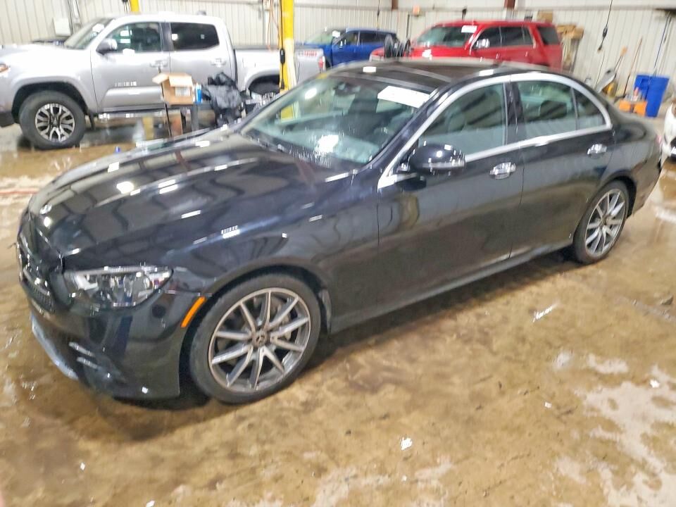 2021 MERCEDES-BENZ E-Class
