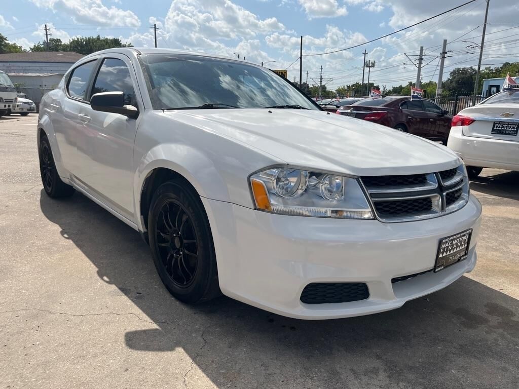 2012 DODGE Avenger