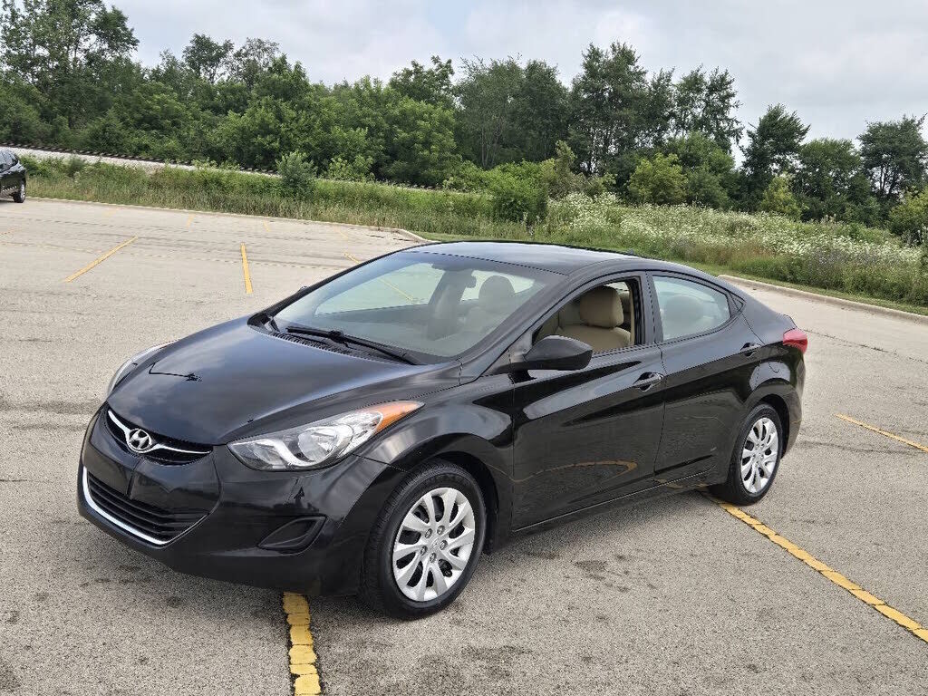 2012 HYUNDAI Elantra