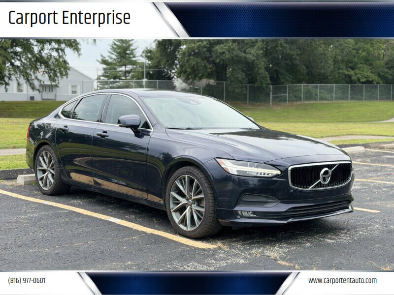 2017 VOLVO S90