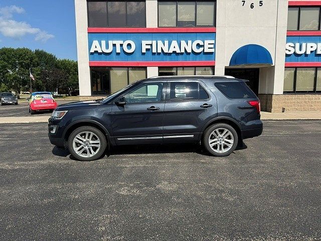 2017 FORD Explorer