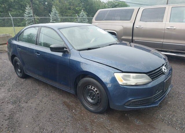 2013 VOLKSWAGEN Jetta