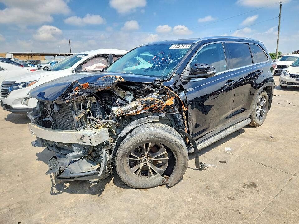 2016 TOYOTA Highlander