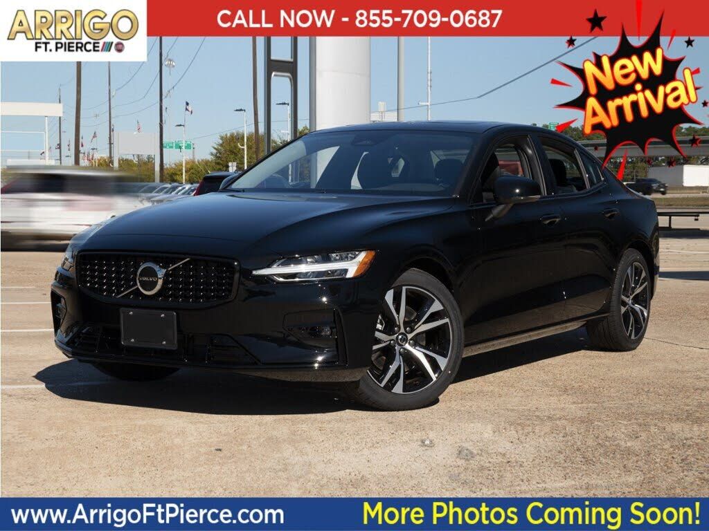 2025 VOLVO S60