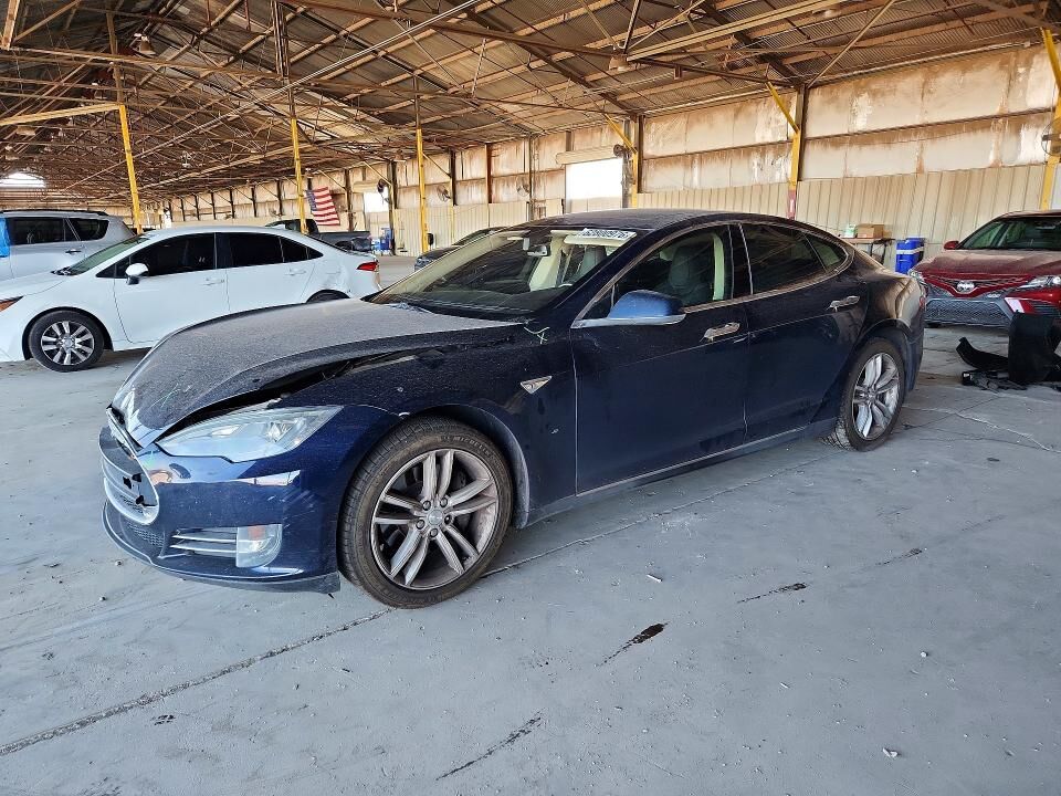 2013 TESLA Model S