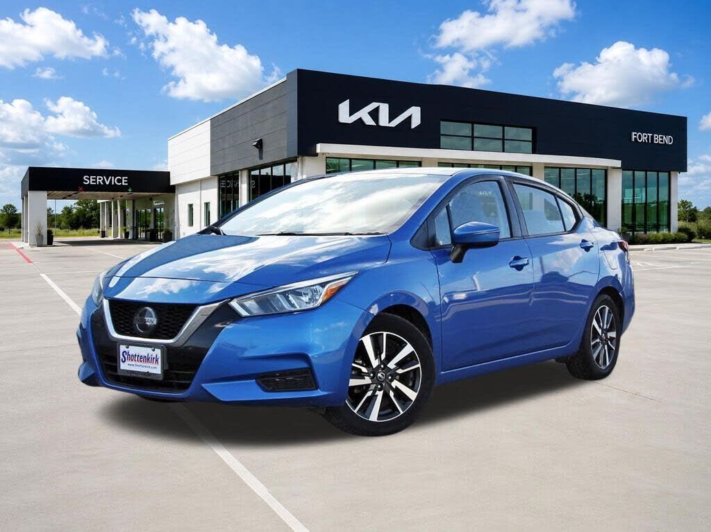 2020 NISSAN Versa