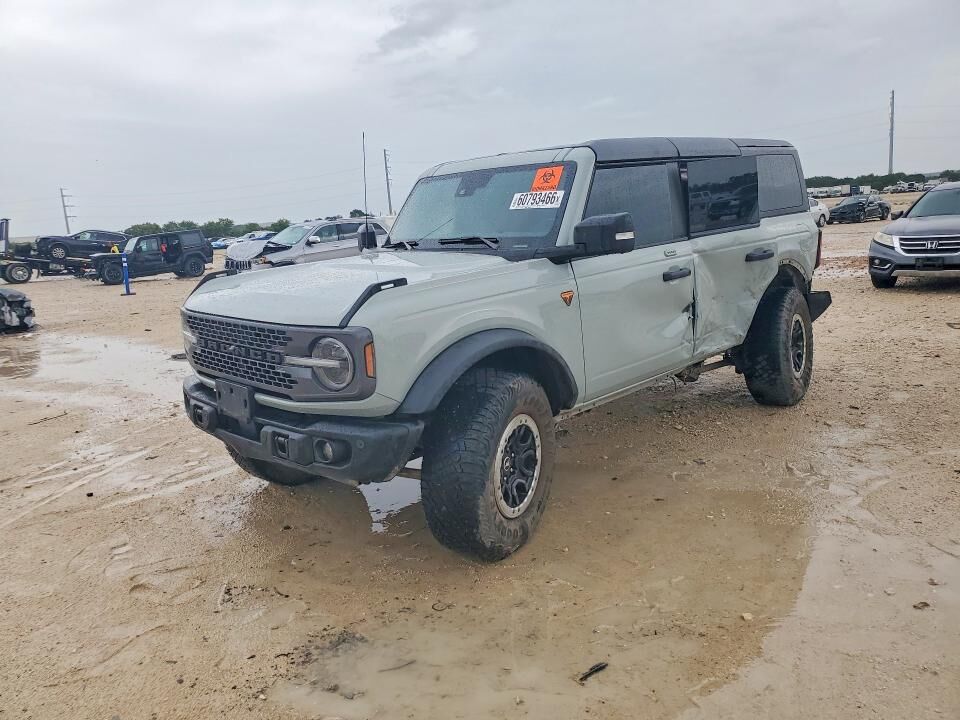 2023 FORD Bronco