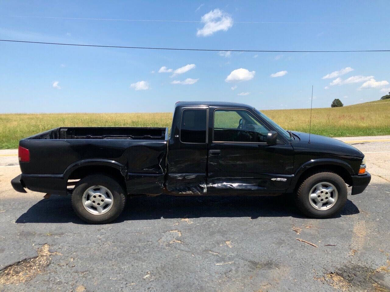 2003 CHEVROLET S-10 Pickup