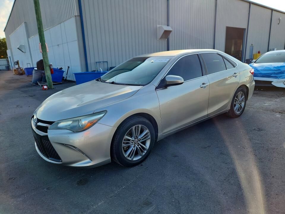 2015 TOYOTA Camry