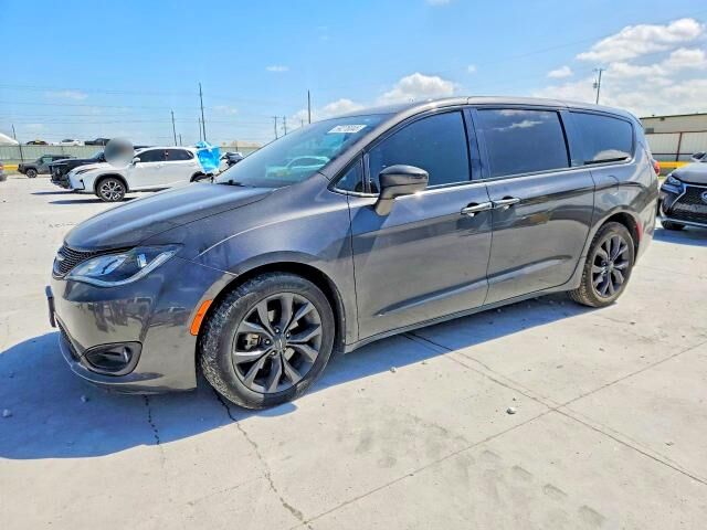 2018 CHRYSLER Pacifica