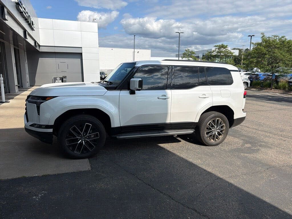 2025 LEXUS GX