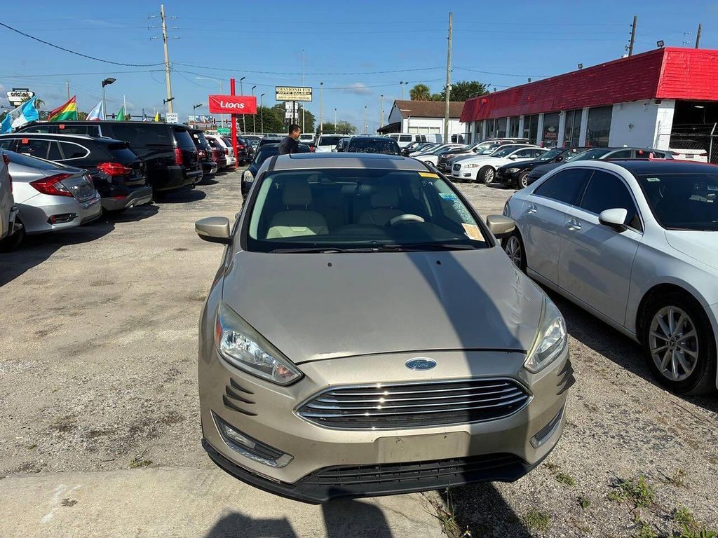 2018 FORD Focus