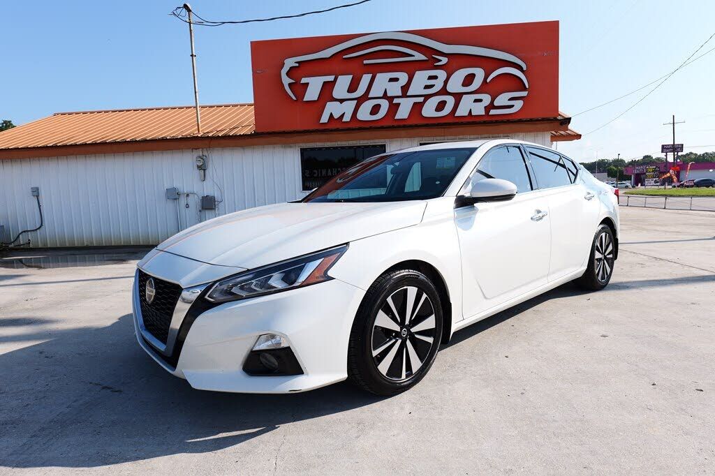 2022 NISSAN Altima