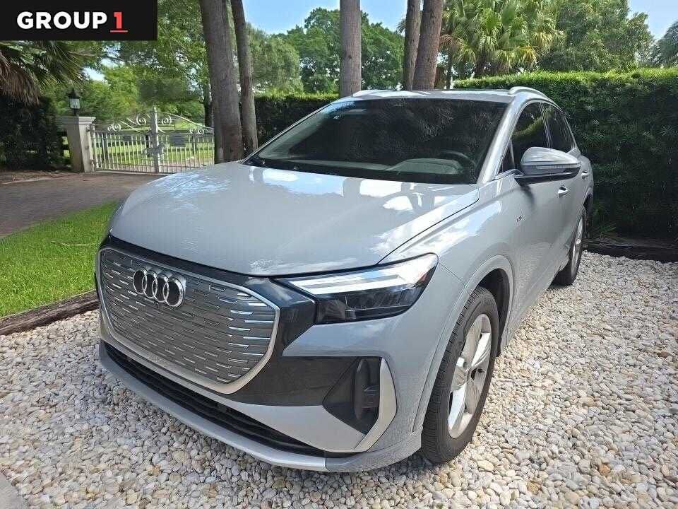 2023 AUDI Q4