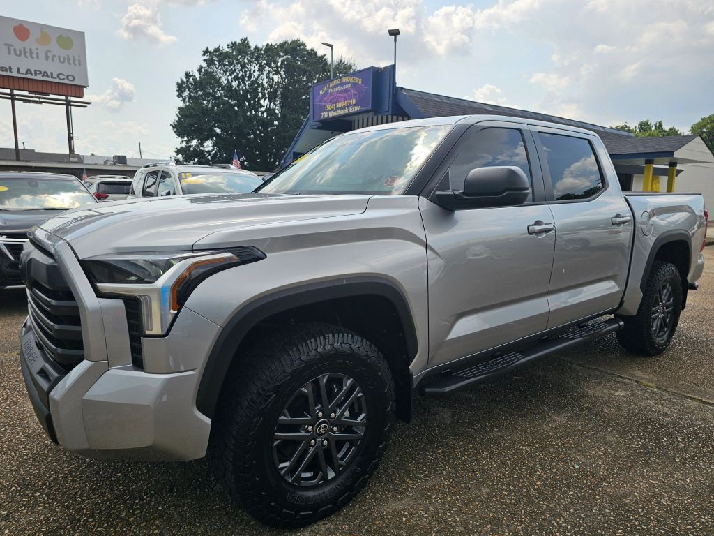2025 TOYOTA Tundra