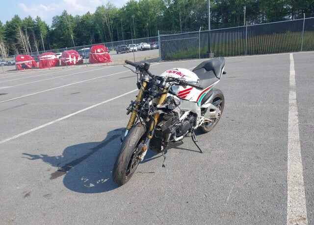 2020 APRILIA Tuono