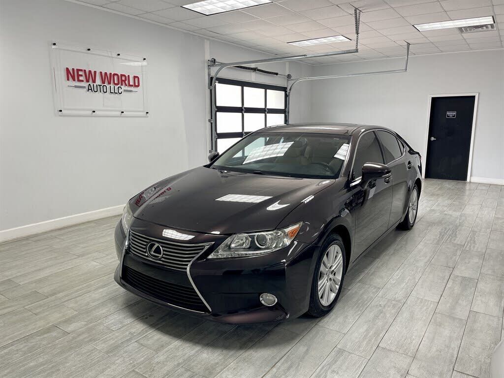 2015 LEXUS ES