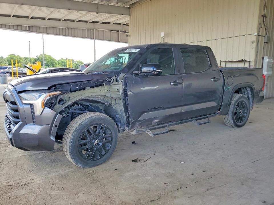 2024 TOYOTA Tundra