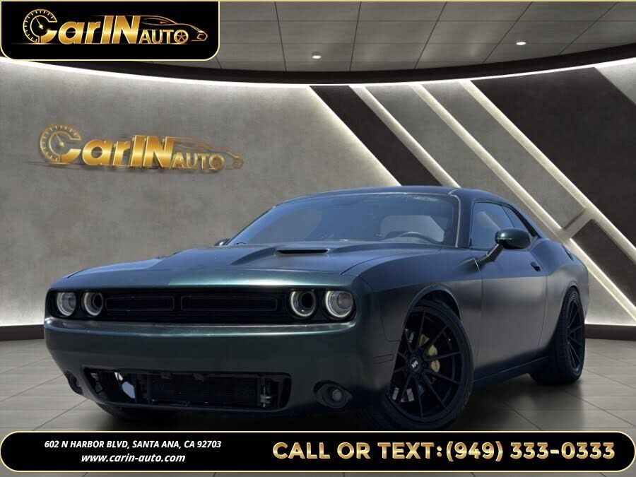 2016 DODGE Challenger