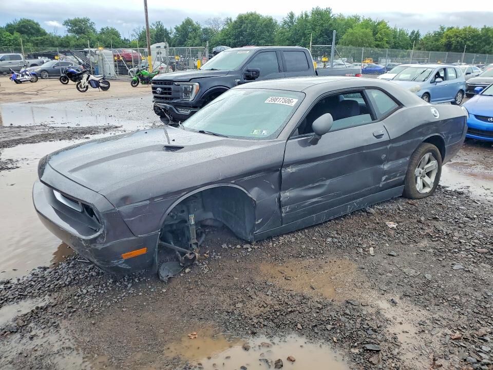 2013 DODGE Challenger