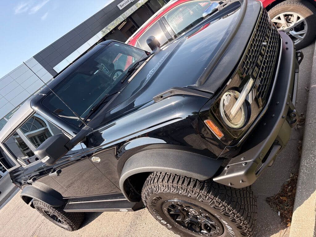 2022 FORD Bronco