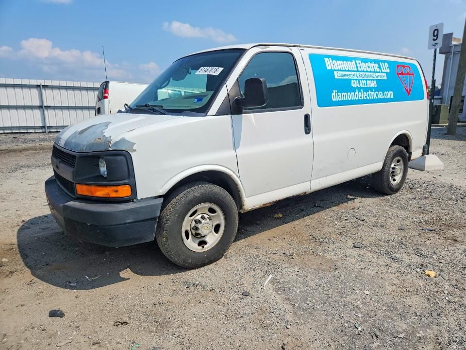 2011 CHEVROLET Express