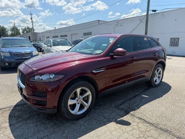 2017 JAGUAR F-Pace