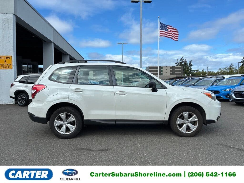 2016 SUBARU Forester