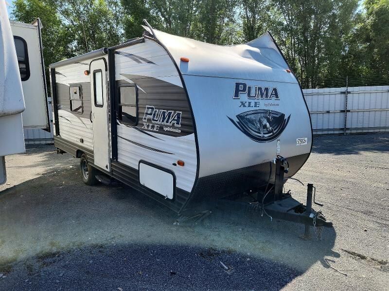 2016 FOREST RIVER Puma Towables
